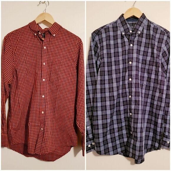 IZOD Bundle of two shirts Size S/P - Picture 1 of 11